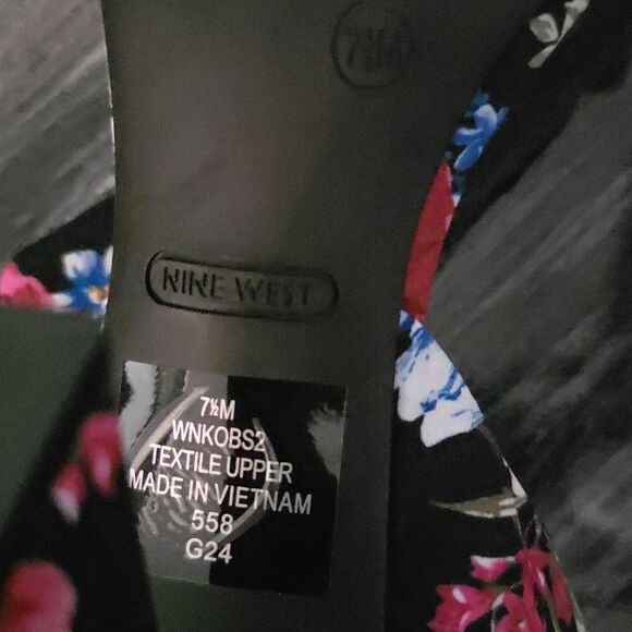 BRAND NEW NINE WEST KOBS ANKLE BOWNOT TIE SANDAL (WOMEN) - Picture 15 of 16